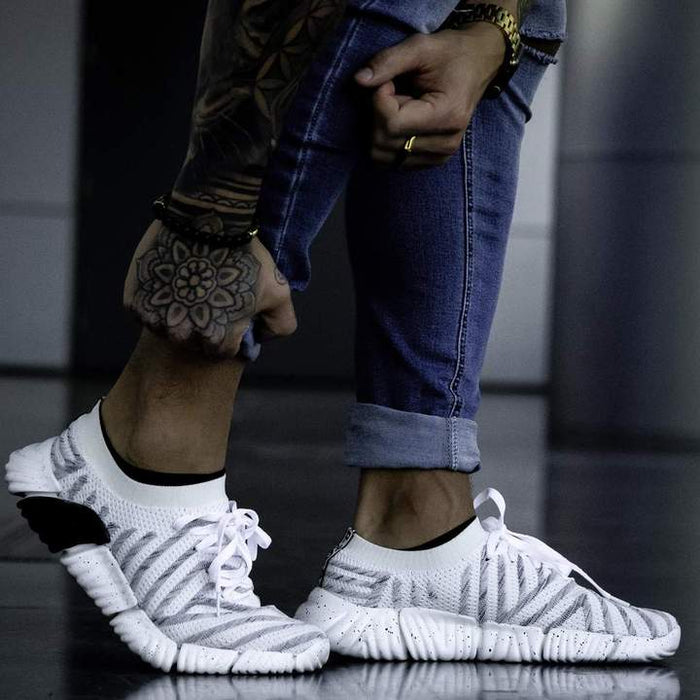 Men's White Voyage Sneaker